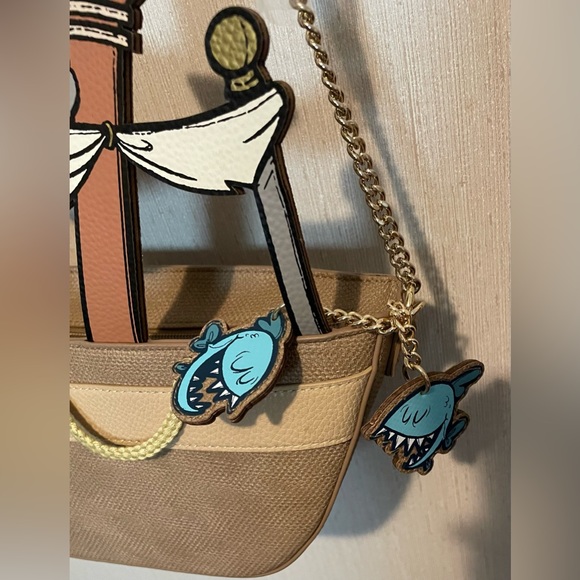 Disney’s Jungle Cruise Tan Shoulder Bag - Picture 2 of 10